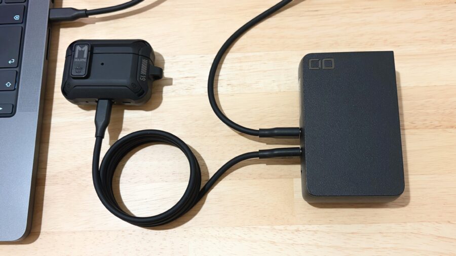 複数のデバイスを雑多に同時充電しているCIO SMARTCOBY Pro PLUGⅡ
