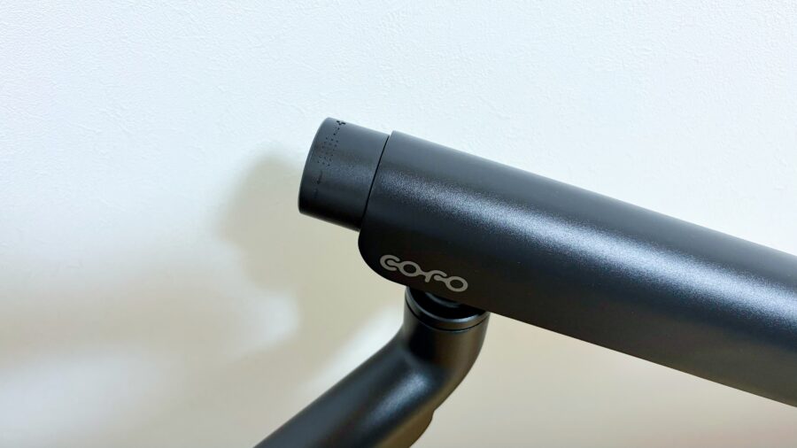 COFO無重力モニターアームPro(上下配置版)の動きの硬さを手で調整できる操作部