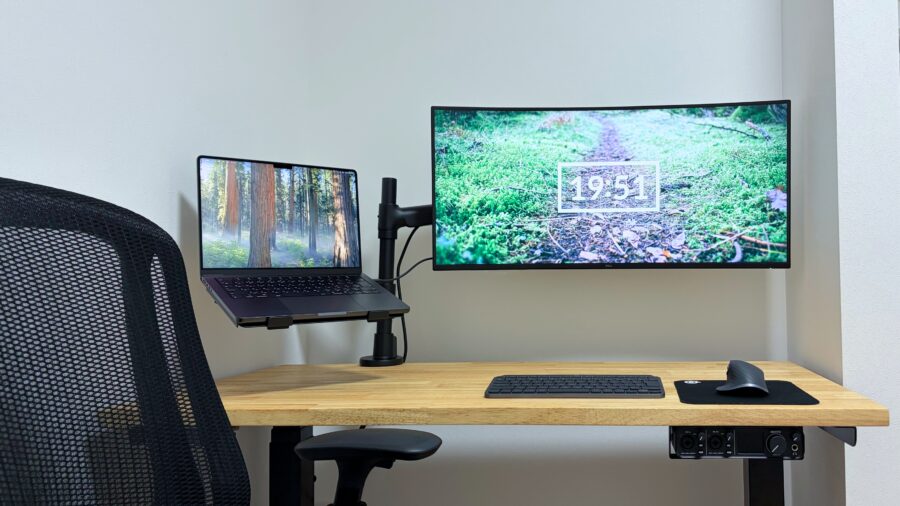 COFO無重力モニターアームProを使ったデスク環境