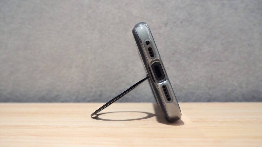 TORRAS Ostand Q3スタンドの浅い角度｜側面から見たスタンド使用状態