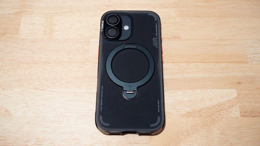 TORRAS Ostand Q3 Airの背面デザイン｜MagSafe対応スタンド付きiPhoneケース