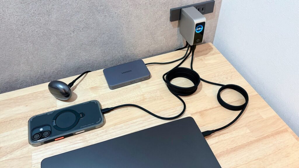 UGREEN Nexode Pro 100Wを使ったデスク周りの充電環境
